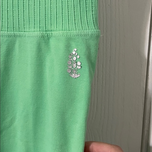 Free People Movement Good Karma Lime Green Leggings Size Medium/Large - Picture 2 of 10